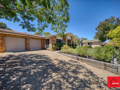 14 Michael Holt Crescent, Gordon