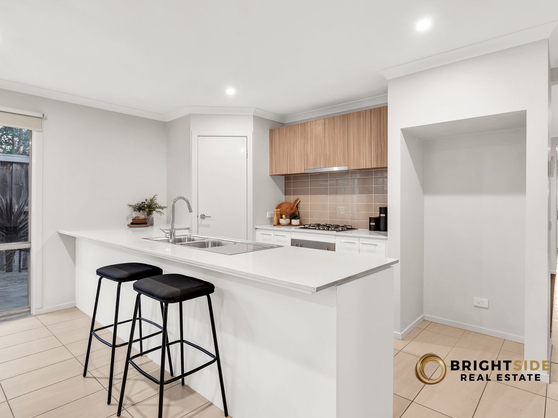 174 Wheelers Park Drive, Cranbourne North