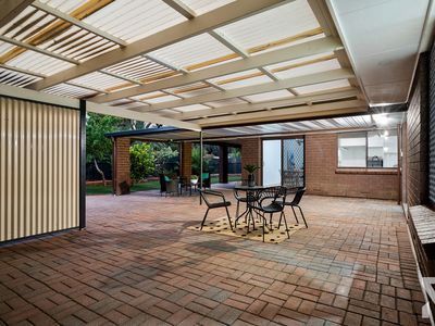 1 Gunett Court, Parafield Gardens