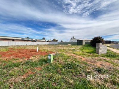 51 Violet Circuit, Dubbo