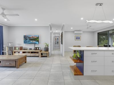 76B Giffin Road, White Rock