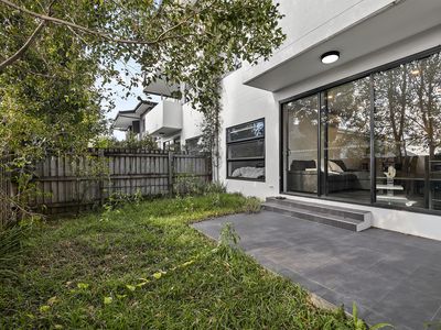 1 / 8 Wakefield Street, Alderley