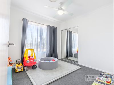 14-16 Walton Place, Woodhill