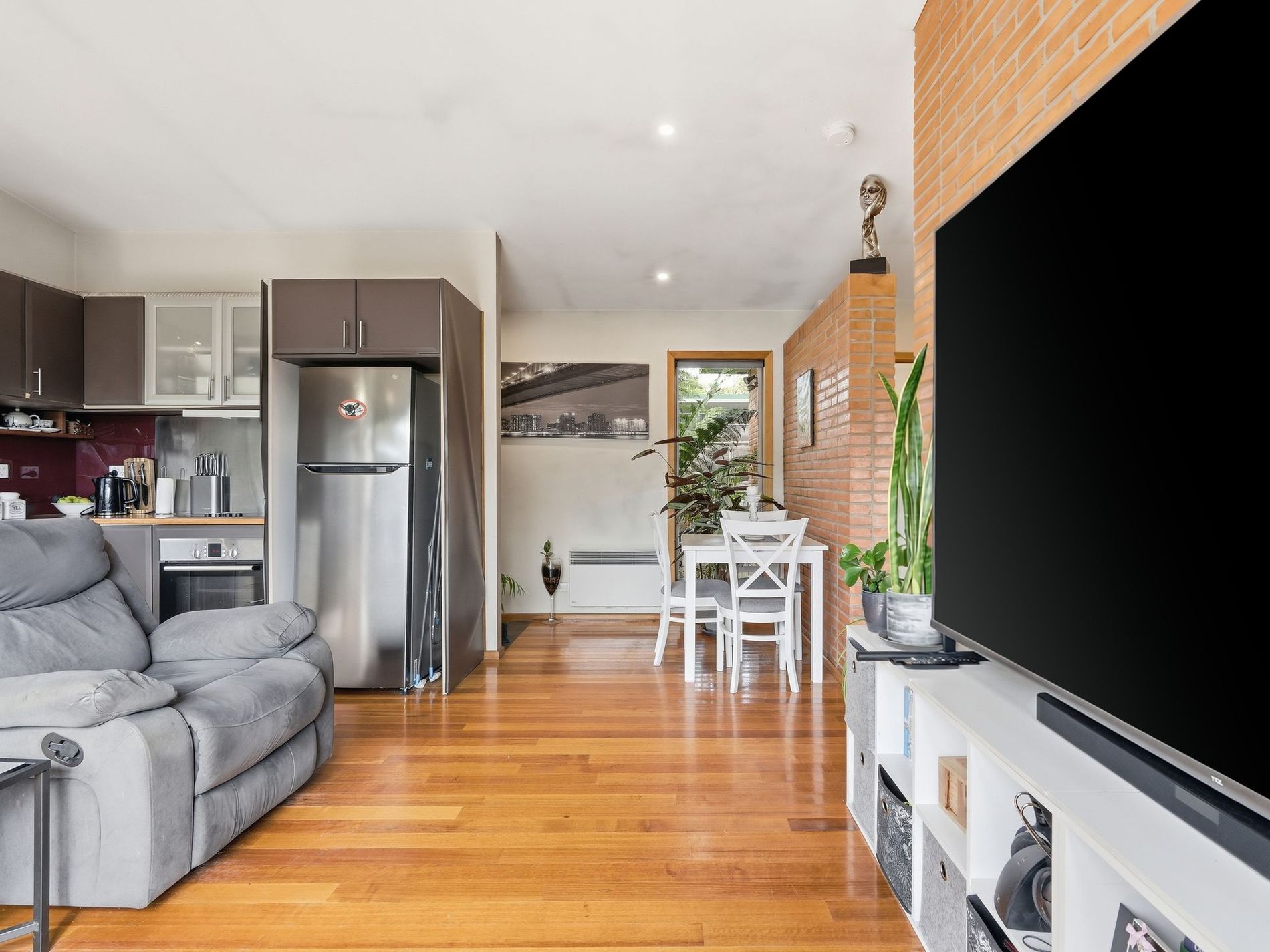 1 / 8 Smith Street, Cygnet