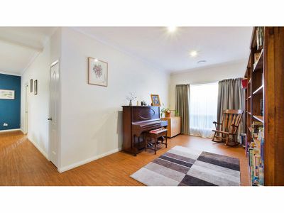 11 Eddy Court, Dubbo