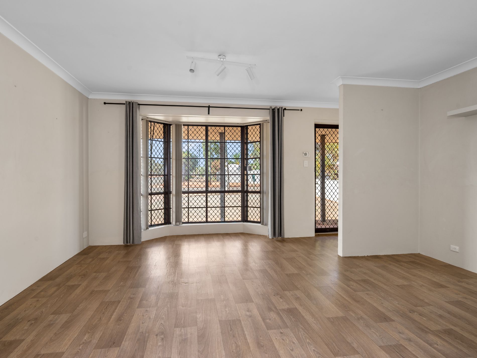 90A Keenan Street, Hannans