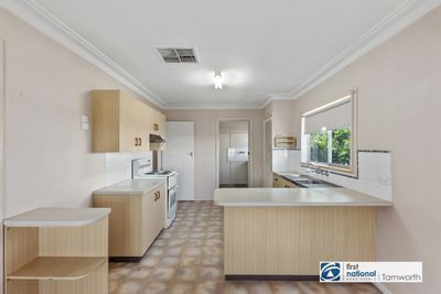 23 Carmichael Ave, Tamworth