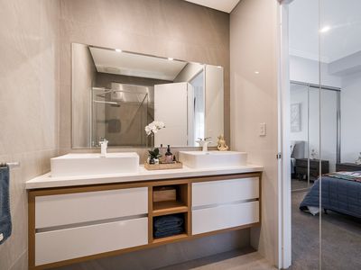 6 The Promenade, Burswood