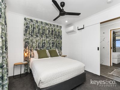 10 Balmoral Drive, Castle Hill