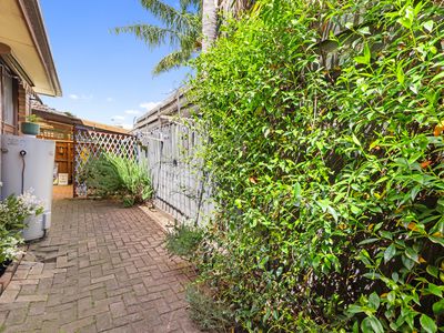 8 / 35 Elphinstone Street, West Footscray