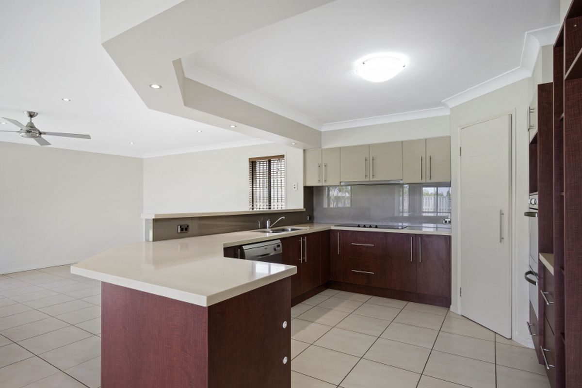 9 York Creek Crescent, Reedy Creek