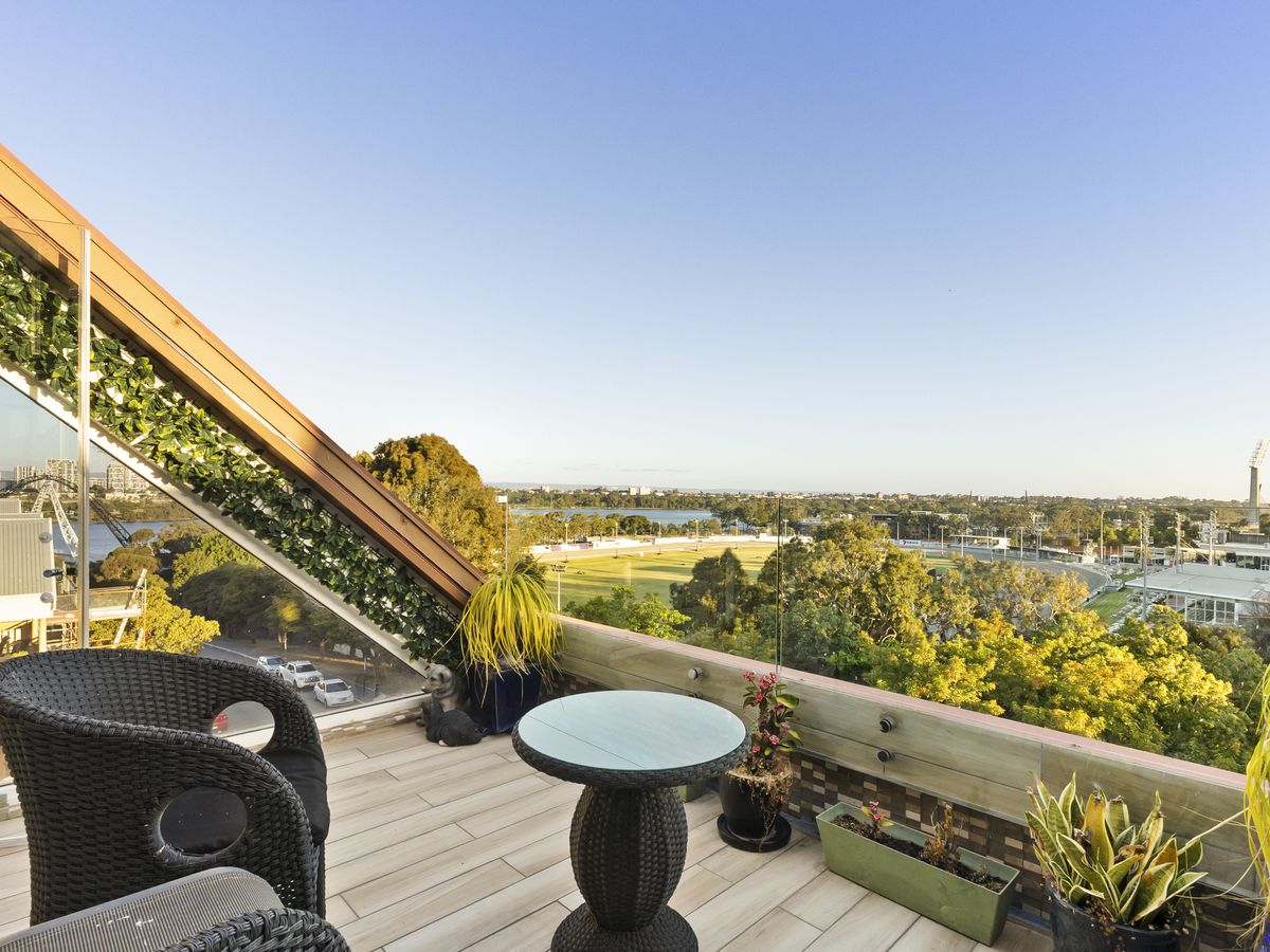 4 / 28 Nile Street, East Perth