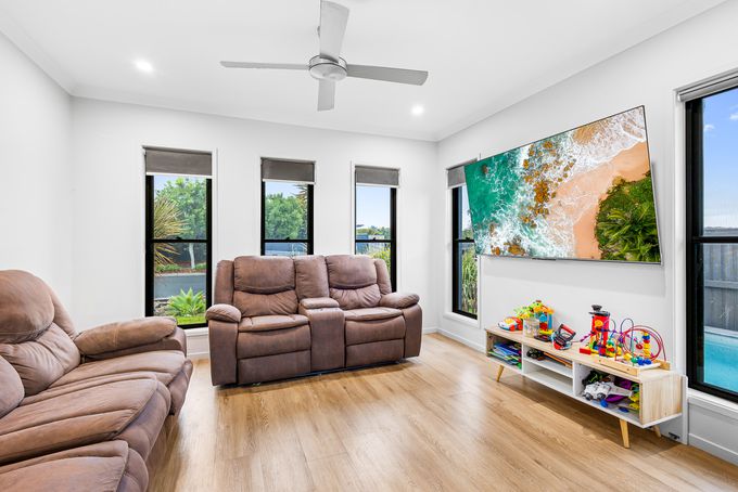 16 Sienna Crescent, Palmview