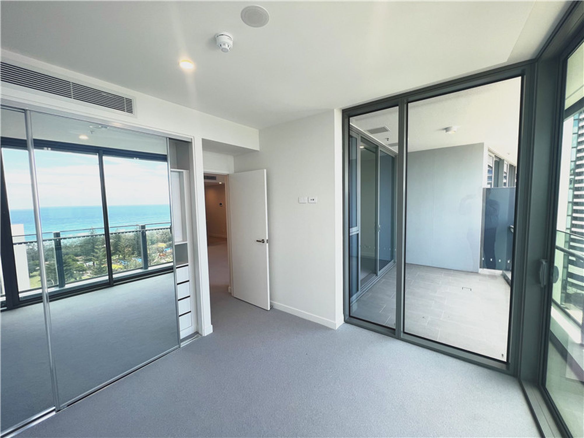 1302 / 12-18 Philip Avenue, Broadbeach