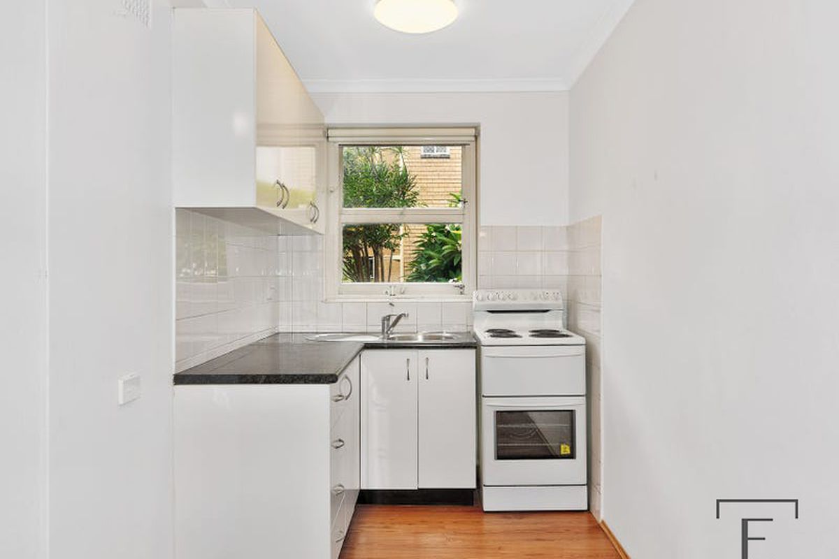 4 / 17 Lyons Street, Strathfield