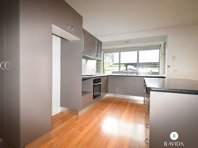 1B McHarg Place, Beechworth