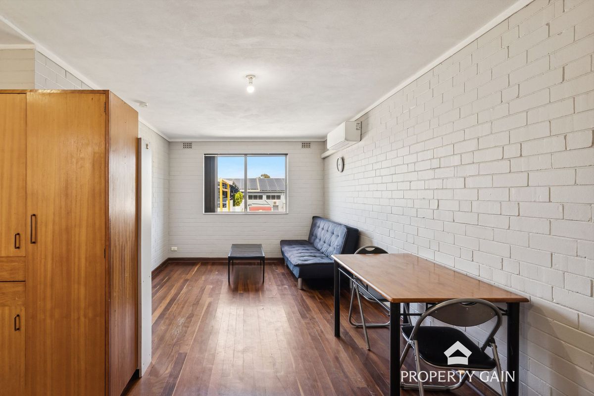 6 / 82 Broadway, Crawley