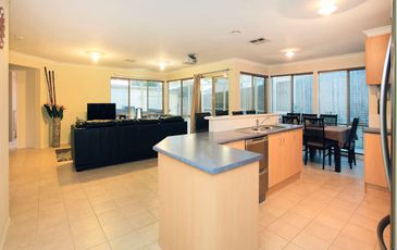 5 Mountain View Circuit, Beaconsfield