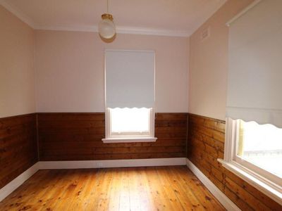 11 Western Street, Geelong West