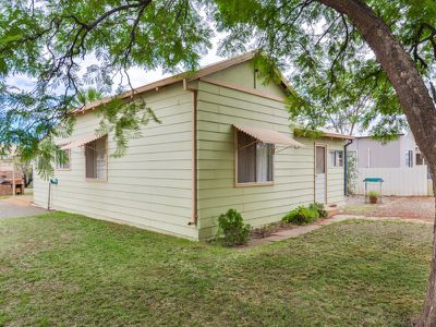 27 Rosenberg Crescent, Kalgoorlie