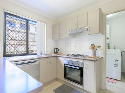 12 / 21 Roberts Street, South Gladstone