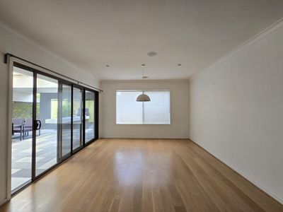 287 Harvest Home Road, Epping