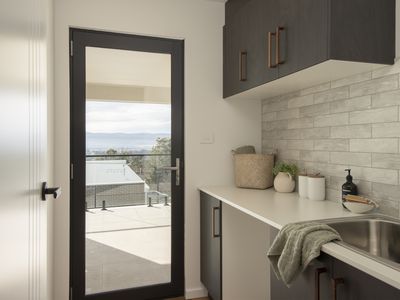 2 / 100 Granville Street, West Launceston