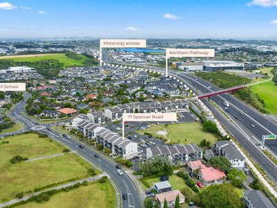 B11/71 Spencer Road, Albany