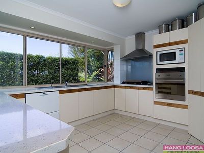 9 Bath Court, Tewantin