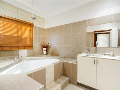 55 Windemere Drive, Strathdickie