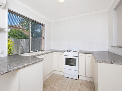 3 / 10 Harris Road, Underwood