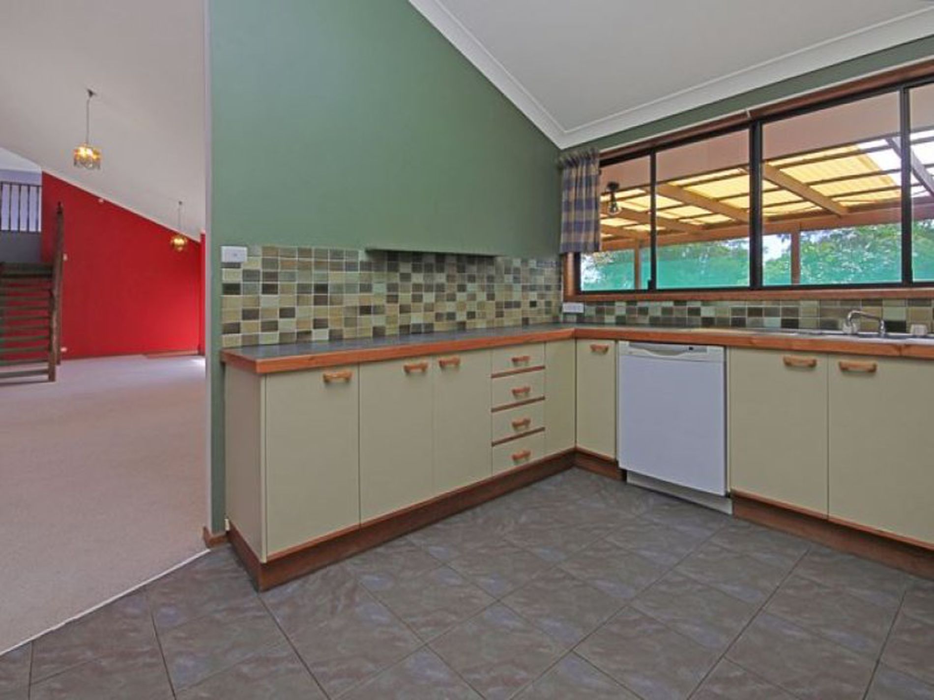 24 Boag Street, Mollymook