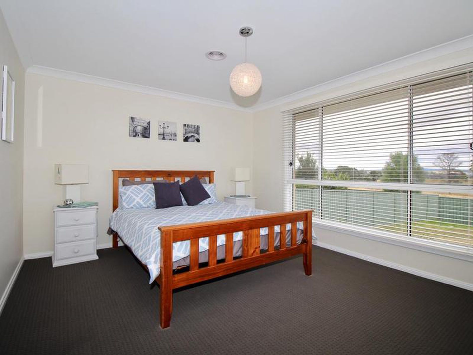 60 James Barnet Drive, Kelso