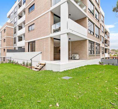 101 / 15-21 Hampton Court Road, Carlton