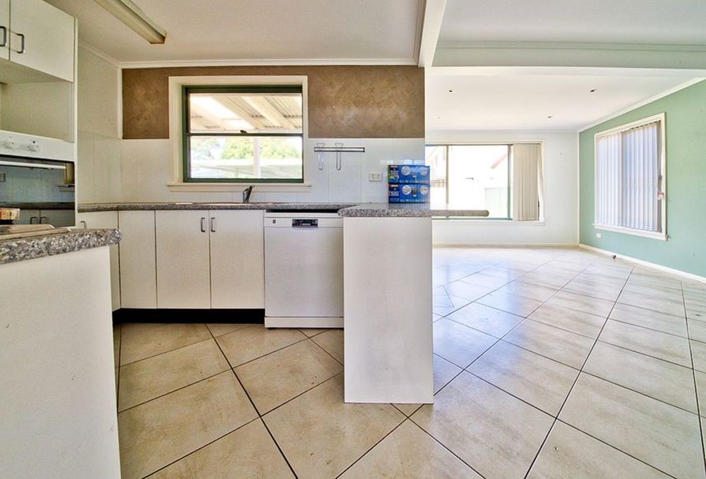 104 Bardia Parade, Holsworthy