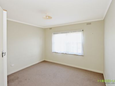 6 Queen Street, Horsham