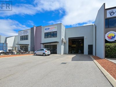 1 / 435 Yangebup Road, Cockburn Central