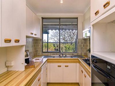 8 / 25 Greenwich Road, Greenwich
