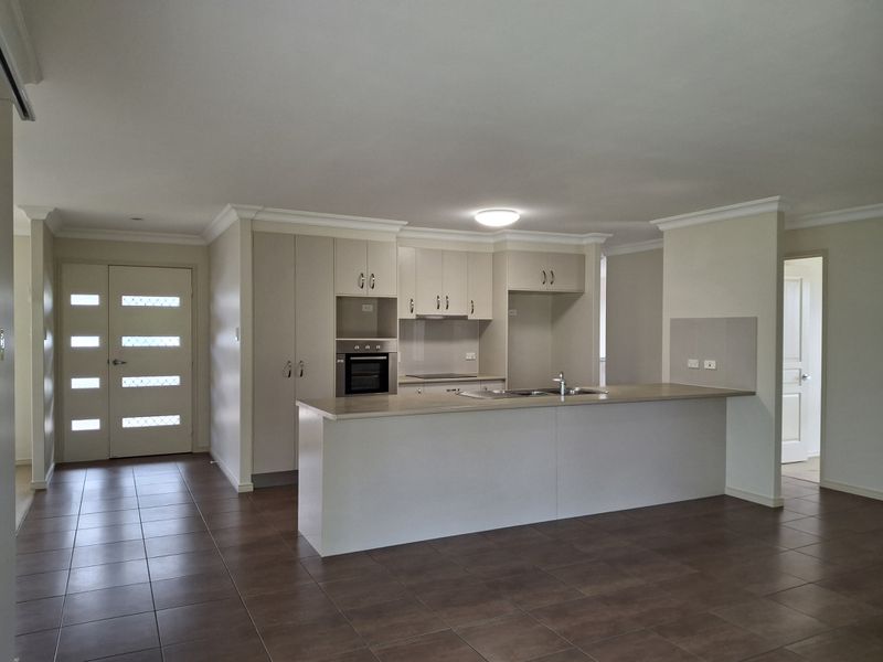 24 Harly Court , Urraween