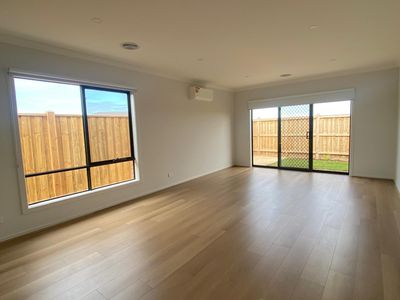 17 Pontburn Road, Truganina