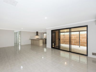 9 Explorers Crescent, Baldivis