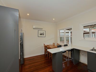 8 Shearn Crescent, Doubleview