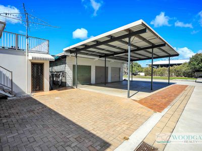 101 Esplanade, Woodgate