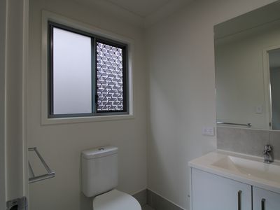 1 / 2 Herald Close, Kallangur