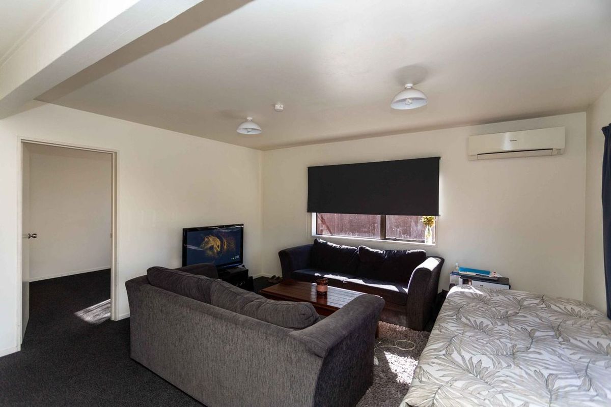 1 / 35 Brockworth Pl, Riccarton