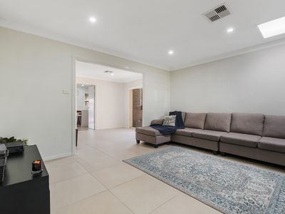 89 Leacocks Lane, Casula