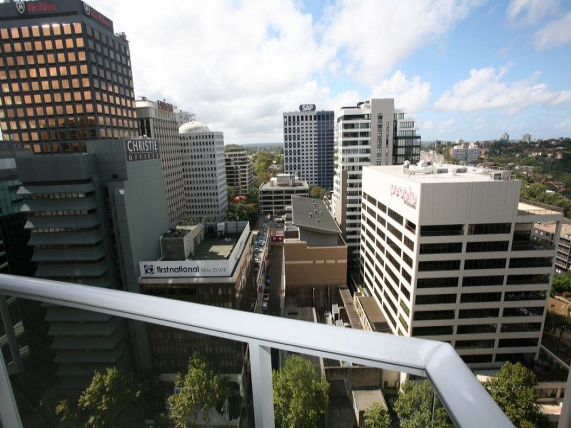 1707 / 77-81 Berry Street, North Sydney