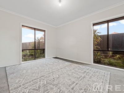 11 / 30 Central Road, Hampton Park