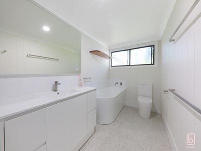 84 Pacific St, Long Jetty