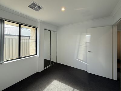 49 Jacaranda Road, Hammond Park